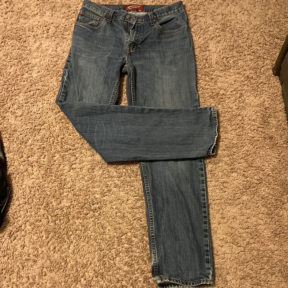 Thrifted mid rise jeans 😻